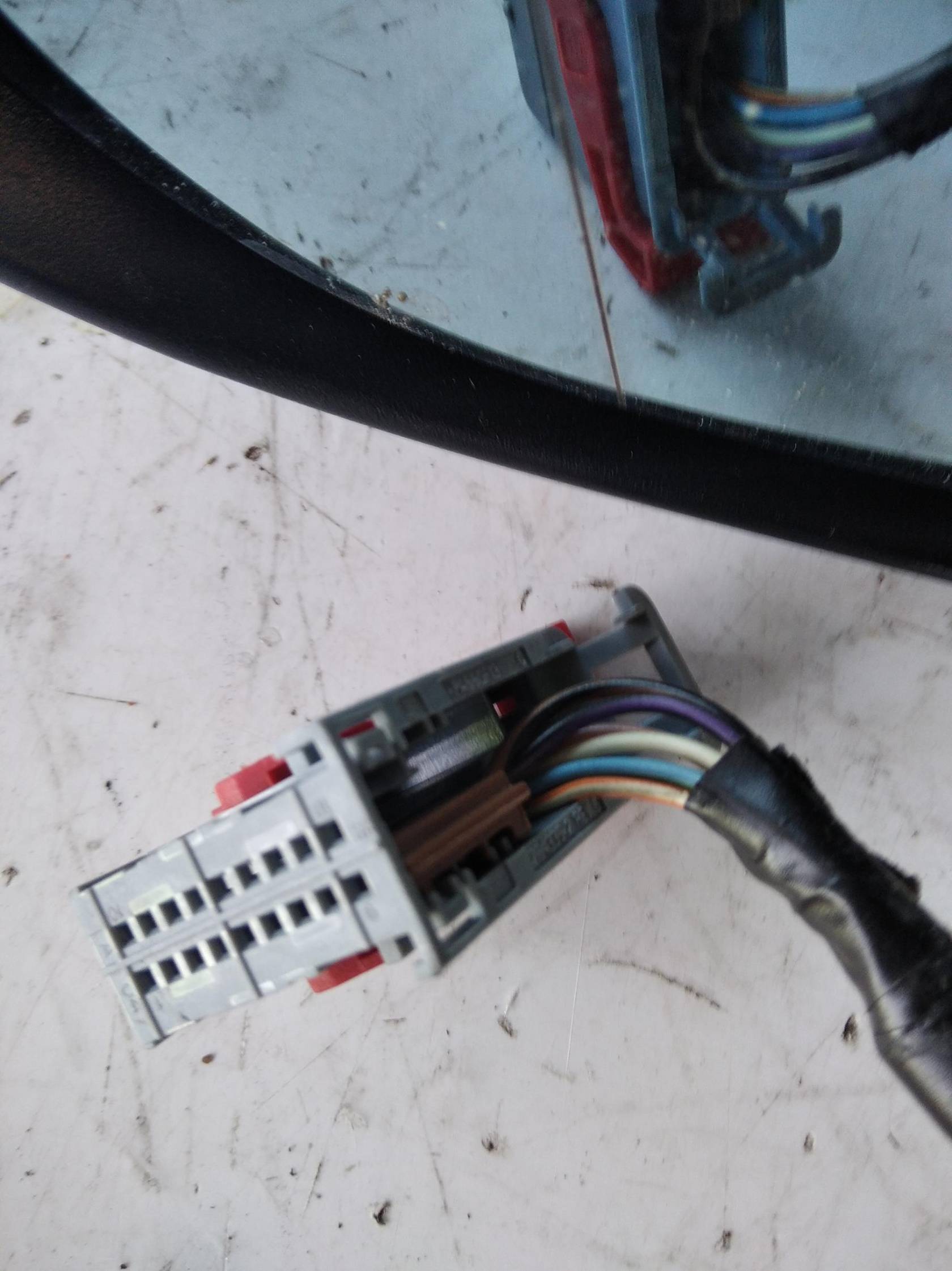 Retrovisore est. regolaz. elettr. sx.